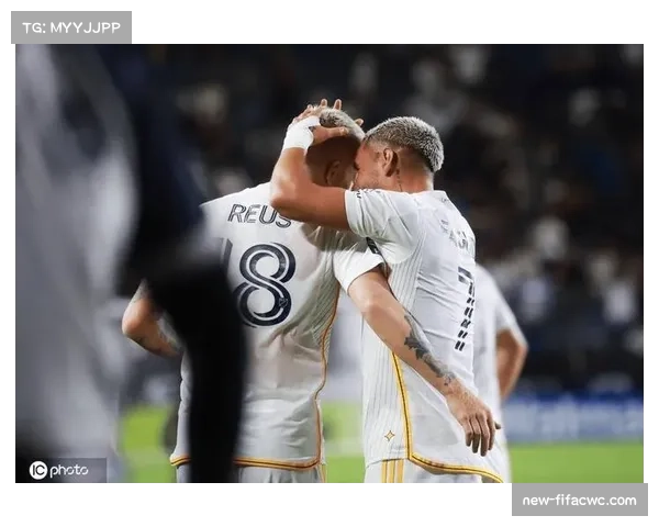 帕丘卡防守组织严密 仅失两球联赛最佳 帕丘卡防守组织严密 仅失两球联赛最佳